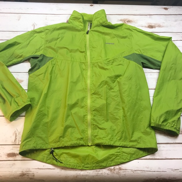 patagonia lightweight running jacket